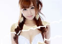 撕裂美女衣