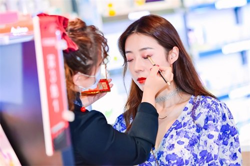 天涯明月刀手游屈臣氏美妆主题联动开启 美运由我放试天涯